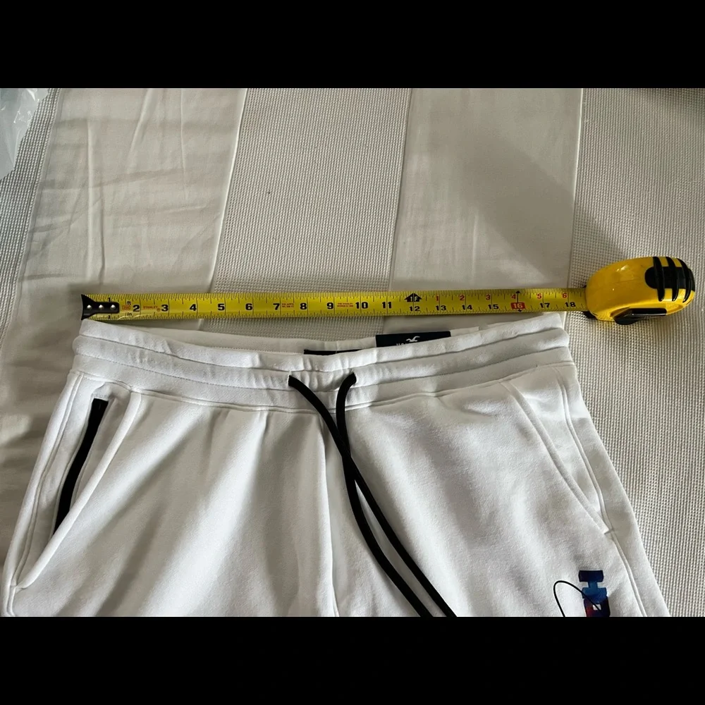 SOLD!!! HOLLISTER 7” JOGGER SHORTS XL - Picture 6 of 10